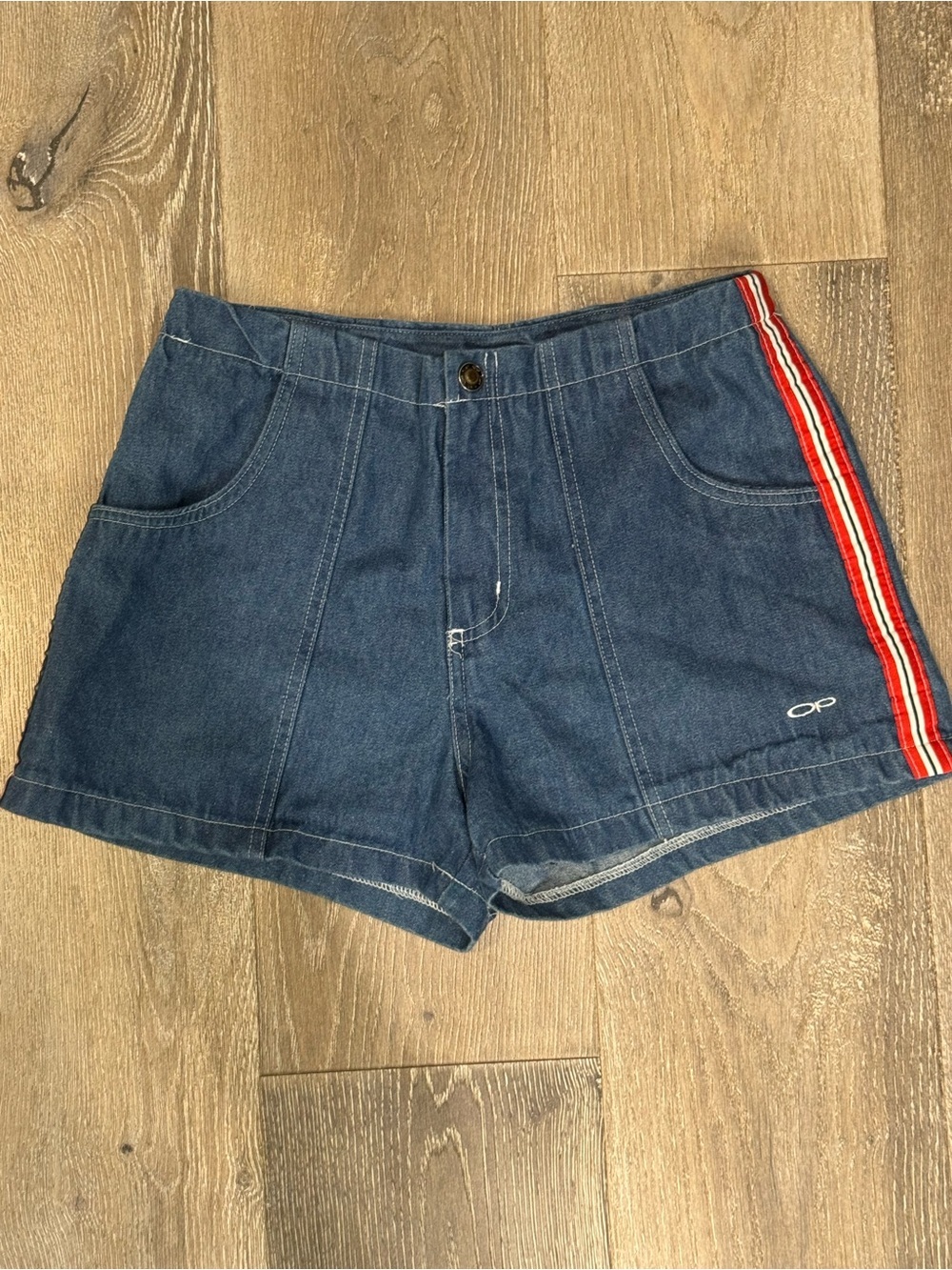Vintage OP Y2K 90’s Denim Shorts with Red & White Side Stripe 0946